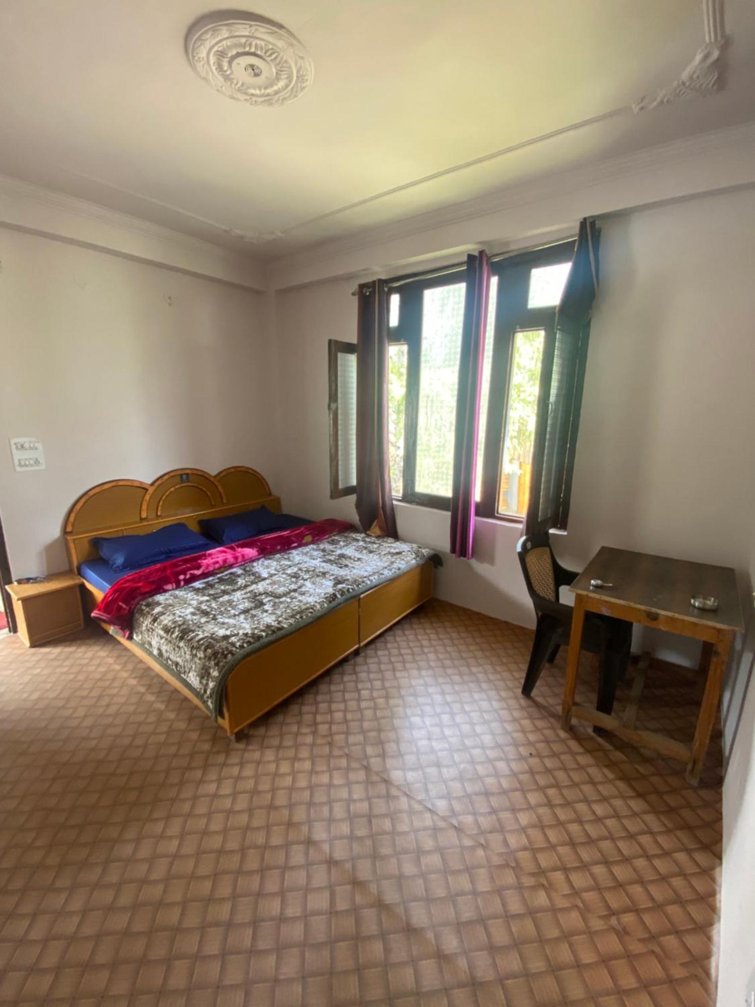 Hotel Freedom Cafe Kalgha Zewnętrze zdjęcie